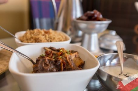 Les spécialités culinaires omanaises : plats typiques à goûter lors de votre séjour