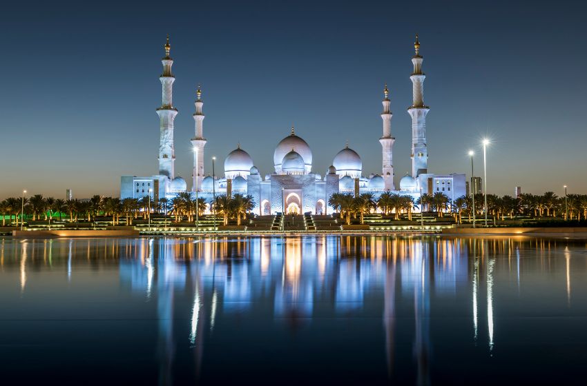  Mosquée Cheikh Zayed à Abu dhabi – guide pratique